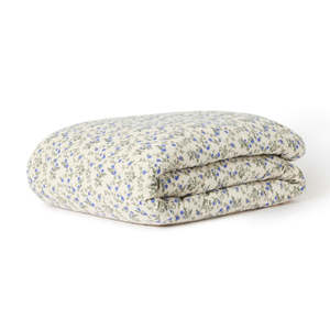 Bedding: Garbo&Friends Dainty Filled Muslin Blanket