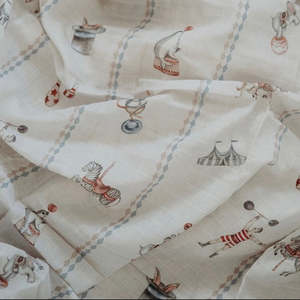 Pop Ya Tot Le Cirque Swaddle