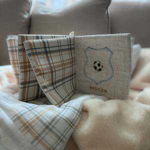 Pop Ya Tot Old Sport Crinkle Book