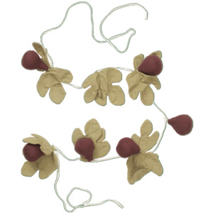 Play: ferm LIVING Figs Garland