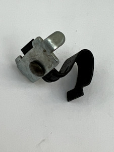 Lighting: CLIP RIM RETAINER B