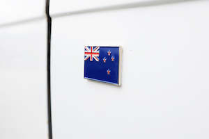 Badges: New Zealand Enamel Badge x 1