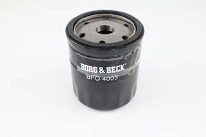 Oil Filters: Spin-on Oil Filter Cartridge - Borg & Beck - Triumph