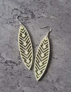 Anna Leyland: Petal Drop in Lemon