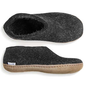 Glerups Shoe: Glerups Slippers Felted Wool Shoe with Leather Sole - Charcoal