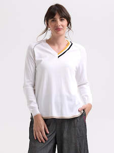 Knitwear And Sweaters: Rounded Bottom V Jumper in White