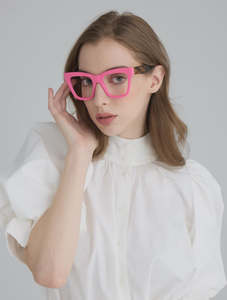 Ali Reading Glasses in Pink
