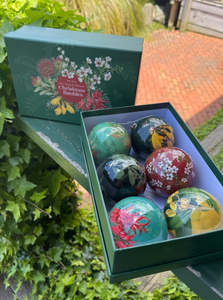 Secret Santa Ideas Under 60: NZ Flora Christmas Baubles Set of 6