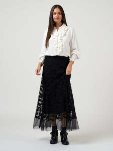 Filigree Skirt in Black