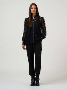 Filigree Shirt in Black