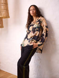 Sway Blouse