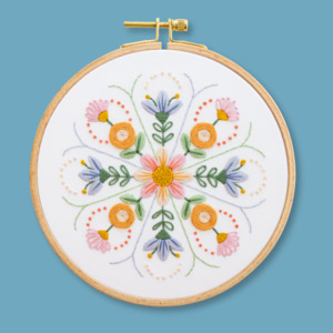 Beginner Kits: Floral Mandala Beginner Kit