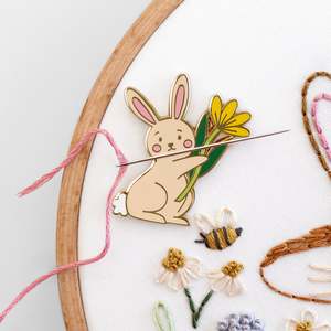Little Bunny Needle Minder