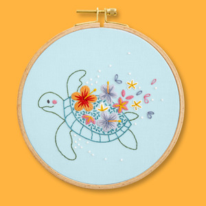 Embroidery: Tropical Turtle Beginner Kit