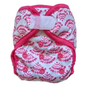 Nappy Covers: Newborn Nappy Cover - Pink Scallops