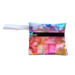 Sawsewry: Wet Bags - Block Party