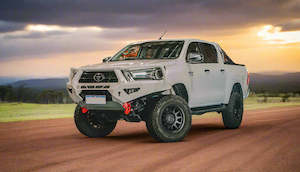 Camping Outdoors: Solar Screens for Toyota Hilux N80