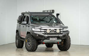 4wd Bars Protection: Toyota LC300 Series Offroad Animal Predator Bull bar, Suitable for 2021 on