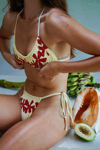 Tasman crush bikini top