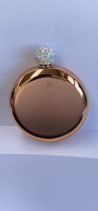 Jewelry And Accessories: Hip flask with Diamanté's