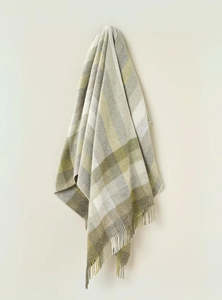 Exquisite Wool Throw - Olive