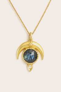 Labradorite: Labradorite Dare to Dream Necklace - Gold