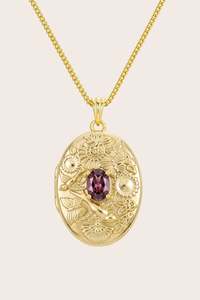 Gold Jewellery: In Her Garden Locket - Gold
