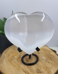 Products: Selenite Heart White XL Collecting Memories