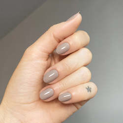 Neutrals: CND VINYLUX - Change Sparker #375