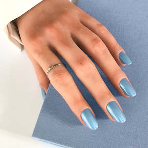 Creative Play Polish: CND VINYLUX - Hippie-ocracy