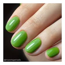 Creative Play Polish: CND VINYLUX - Crisp Green #363