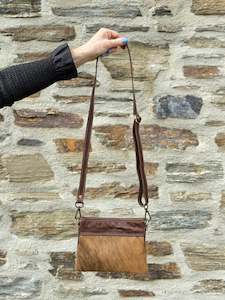 On The Go Shoulder Bag - Light Brindle