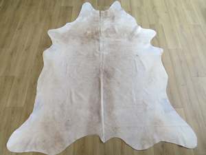 Premium Large Cowhide - Champagne & White - SKU 9735