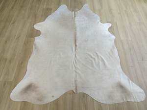 Premium Large Cowhide - Champagne & White - SKU 9791
