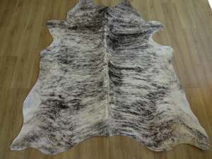 Cowhide Medium SKU 782  - Light Cream Brindle Brindle