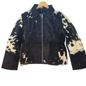 Large size - Cowhide Dark Brown and White