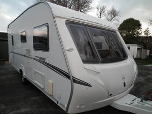 Products: 2007 Abbey Vogue 418 - Coastside Caravans