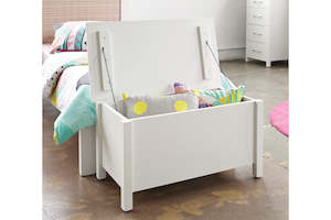 Tillsdale Kids Blanket Box