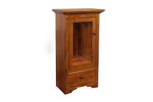 Display Cabinets Shelves: Villager SPEC Display Cabinet