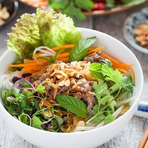 Products: Vietnamese Noodle Salad – Bun Thit Nuong