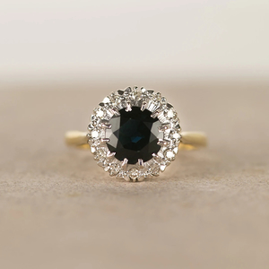 Products: Valerie - 18-carat yellow gold round sapphire and diamond ring - Coco Florence