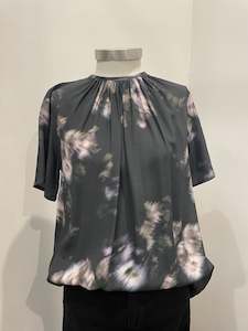 Zoey Top (Smug print viscose)