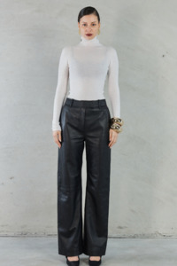 Knitwear: Isla Top - Ivory