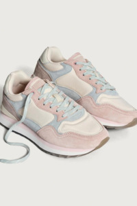 Shoes: HOFF City/St Louis