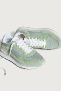 Shoes: HOFF City/Medellin