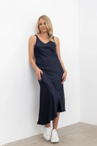 Eventwear: V Slip Dress