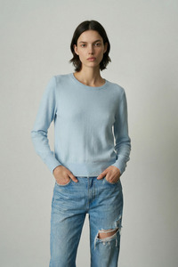 Cashmere Classic Crew 407 - Whisper Blue