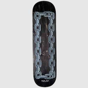 Hotel Blue - Chains Deck