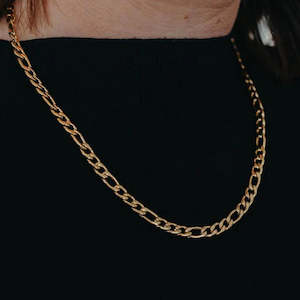 General: LARGE FIGARO NECKLACE