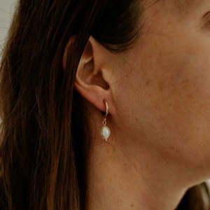 Katy B: PEARL HOOP EARRINGS